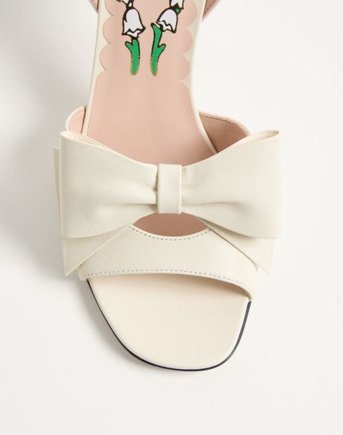 Valentino Garavani - Bowow Kidskin Sandal 95mm - Ivory - Woman - Sandals
